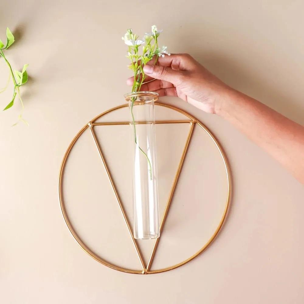 Modern Crystal Flower Holder Stand – Beautiful Display for Flowers & Decor - Image 4